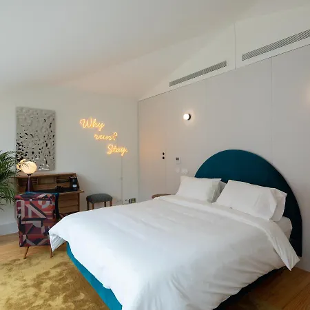 Almadina Smart Luxury Bed & Breakfast Oporto